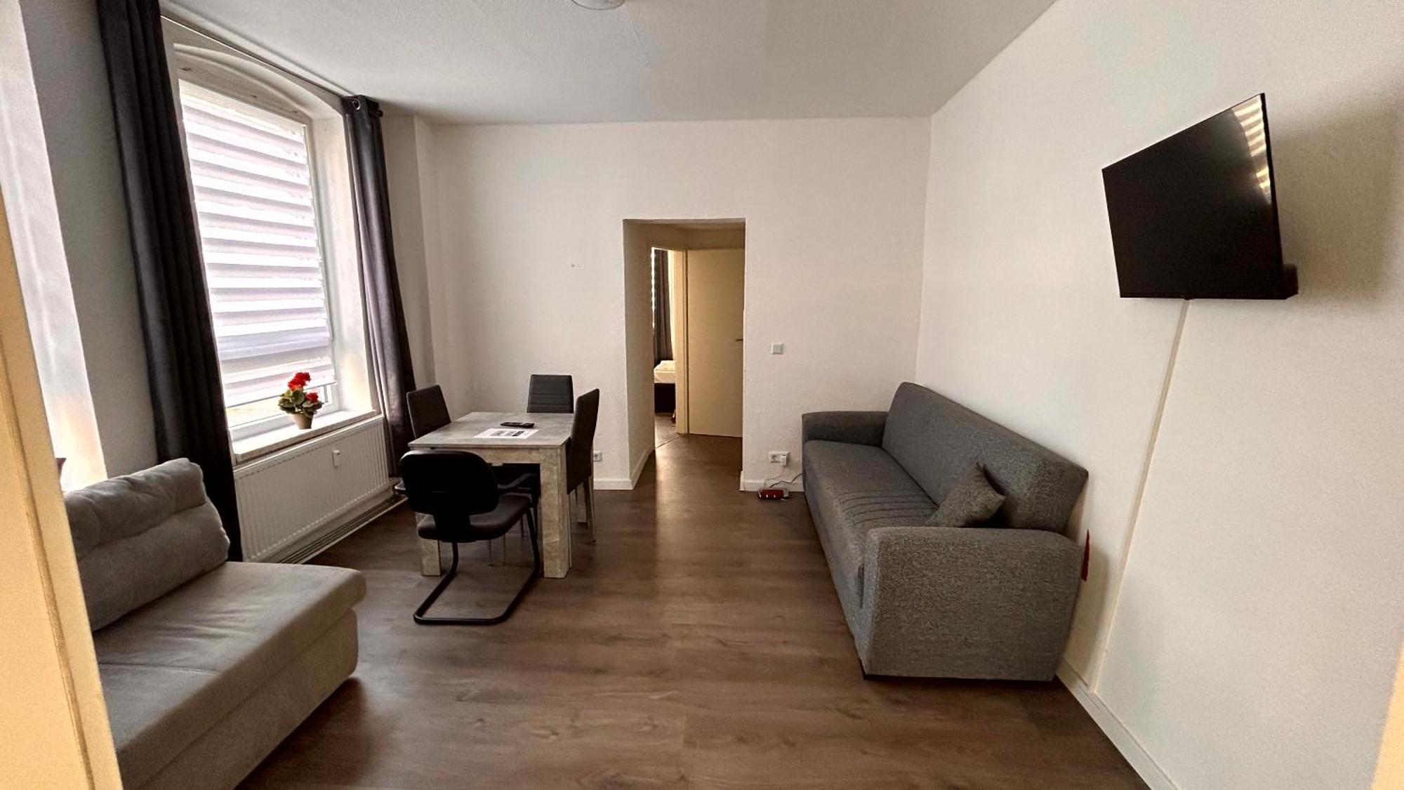 Modernes Apartment Mit 2 Schlafzimmern Und Privatparkplatz Nahe Innenstadt Neumünster Exteriör bild